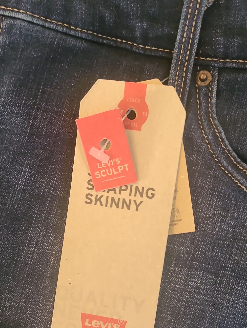 Women’s Levi 311 Shaping Skinny Sz 24w. New - Picture 6 of 6